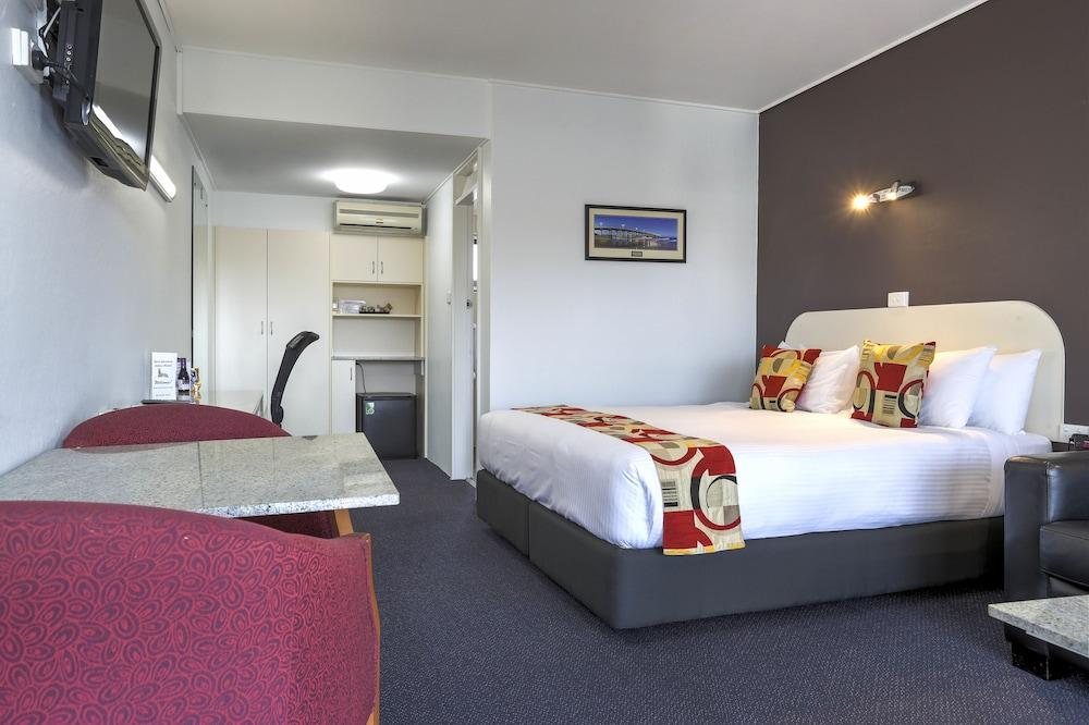 Motel Zebra