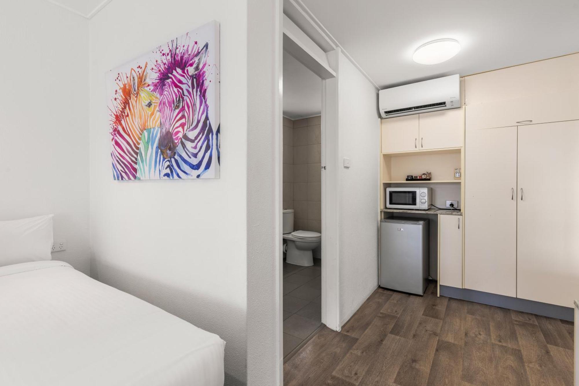 Motel Zebra 3*