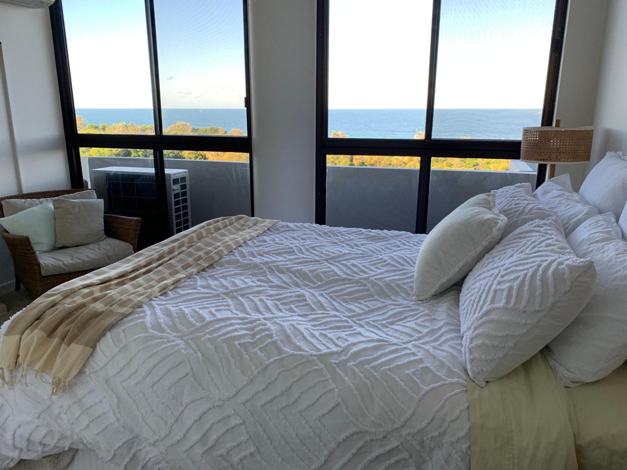 Views & Sounds Of The Sea Bed & Breakfast Coffs Harbour