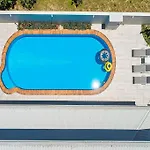 Coffs Holiday Studio 1