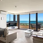 Pacific Towers Beach Resort