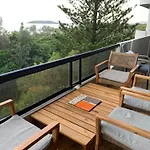 Views & Sounds Of The Sea Bed & Breakfast