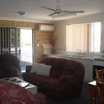 Beachlander Self-Contained Holiday Apartments