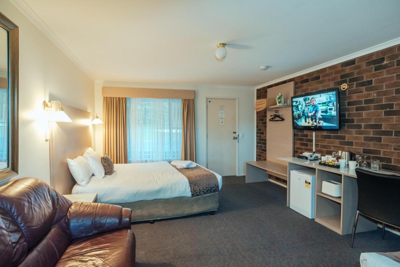 Coffs Windmill 3*