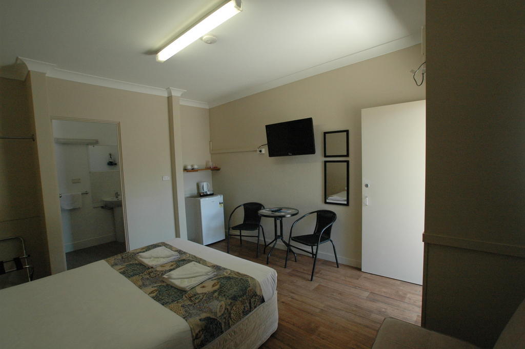 Motel Coffs Coast Motor & Coffs Harbour