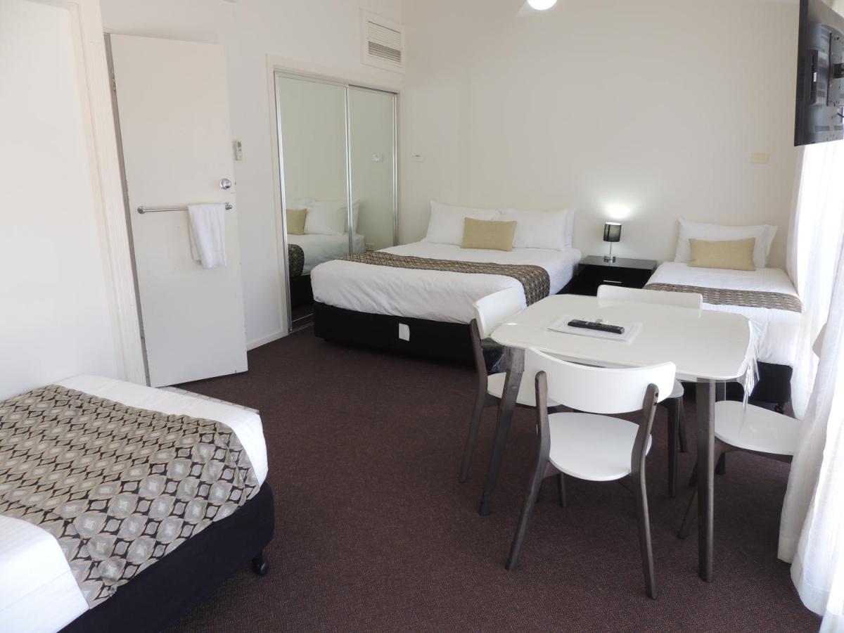 Comfort Premier Pensão 3*
