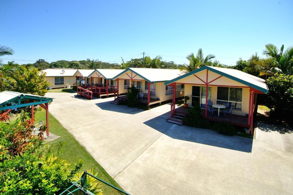 Dolphin Sands Holiday park 3*