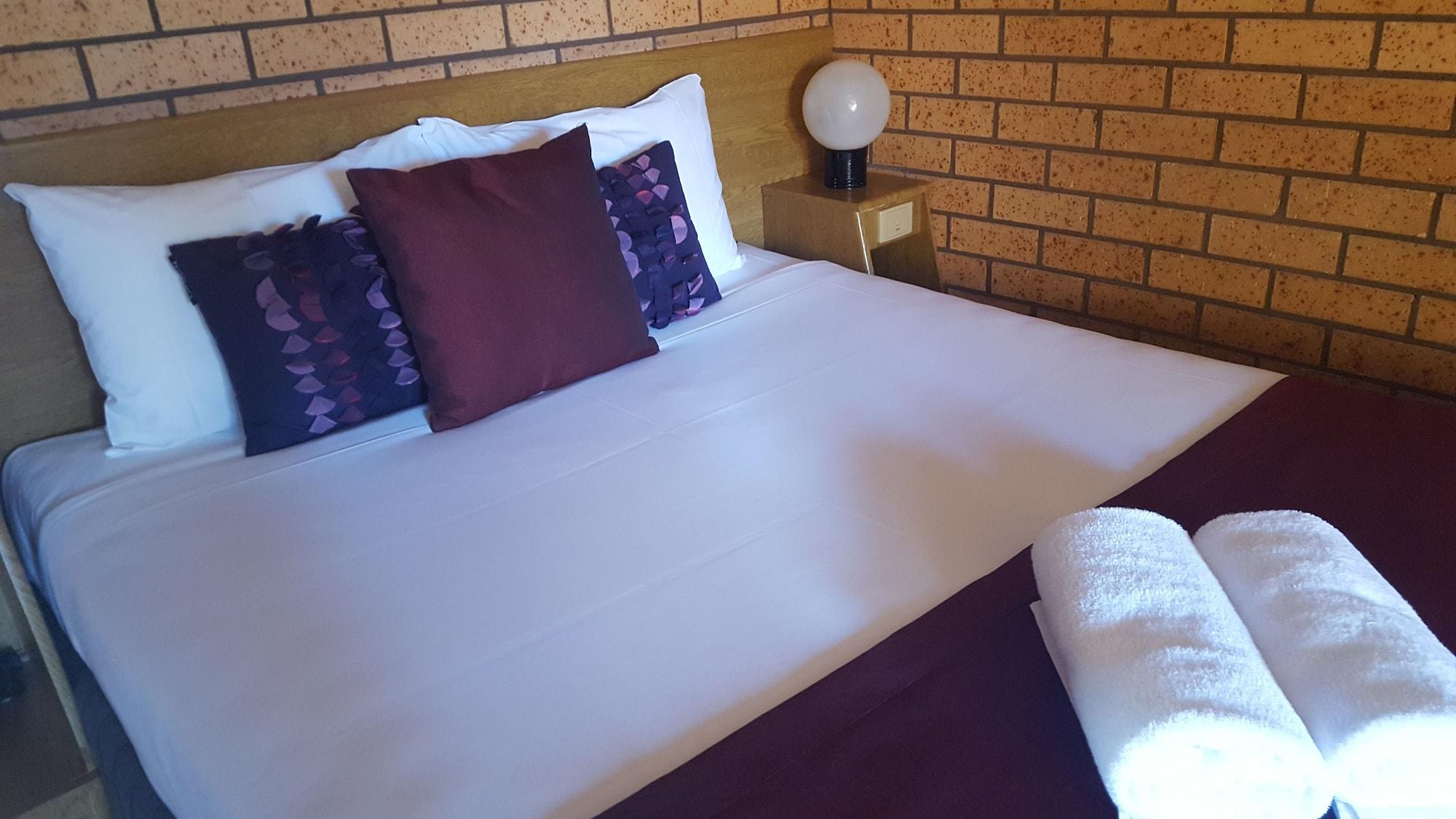 Royal Palms Motor Motel 4*