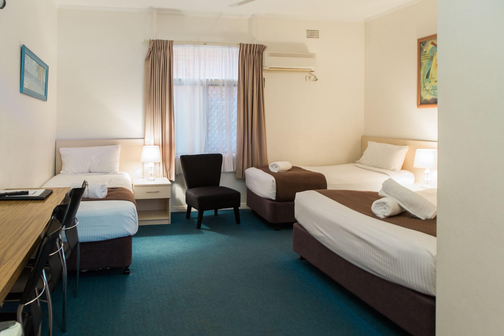 Bentleigh Motor - Under New Management 3* Coffs Harbour