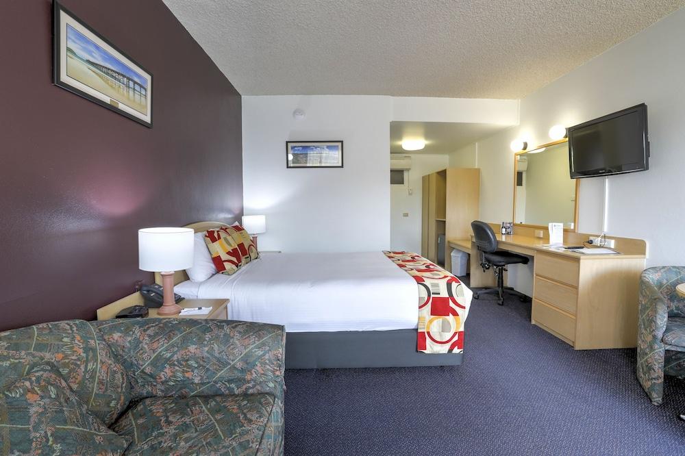 Motel Zebra