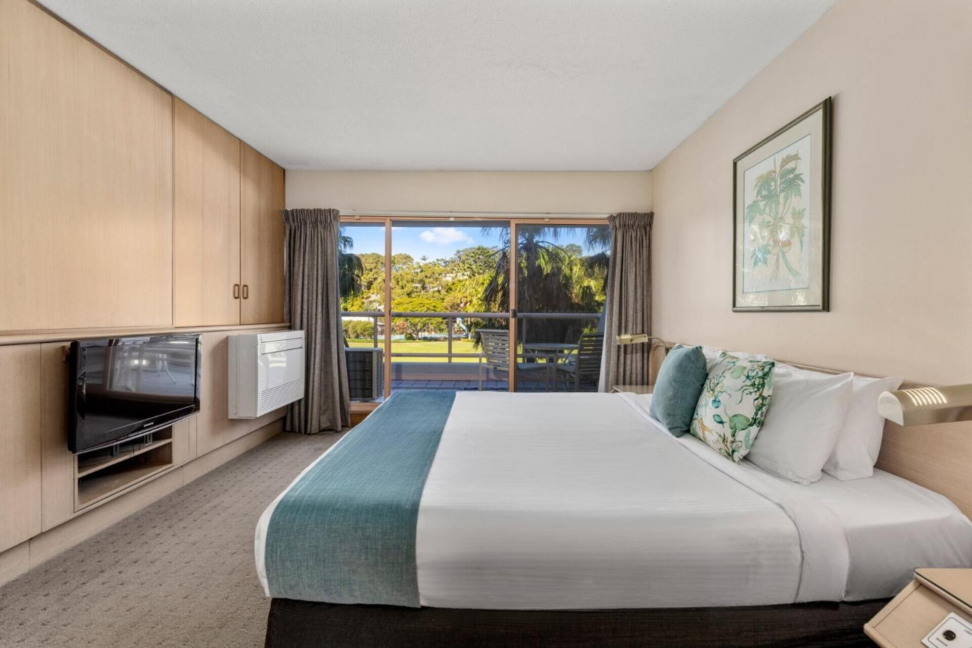 Charlesworth Bay Beach Resort 4*