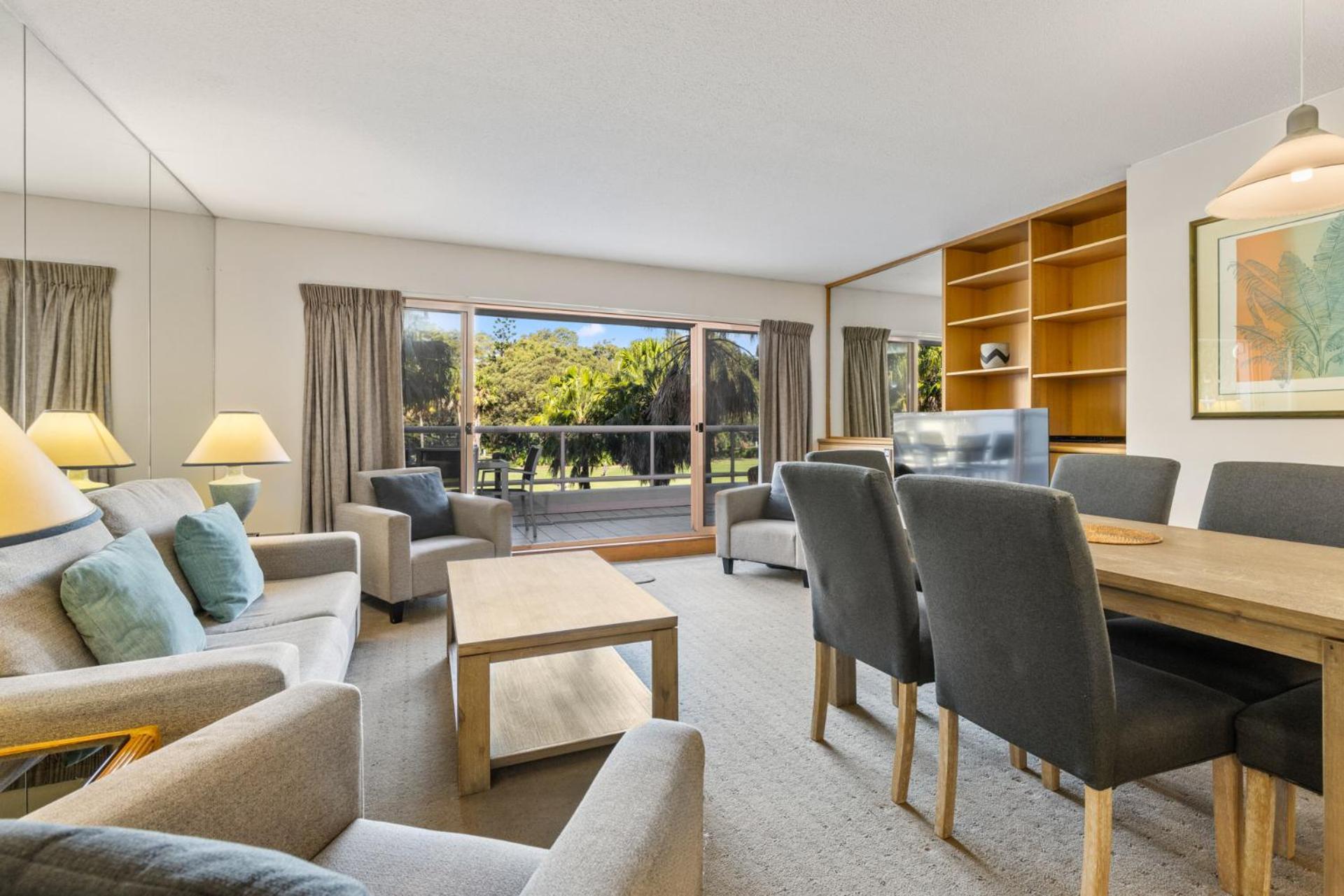 Charlesworth Bay Beach Resort 4*