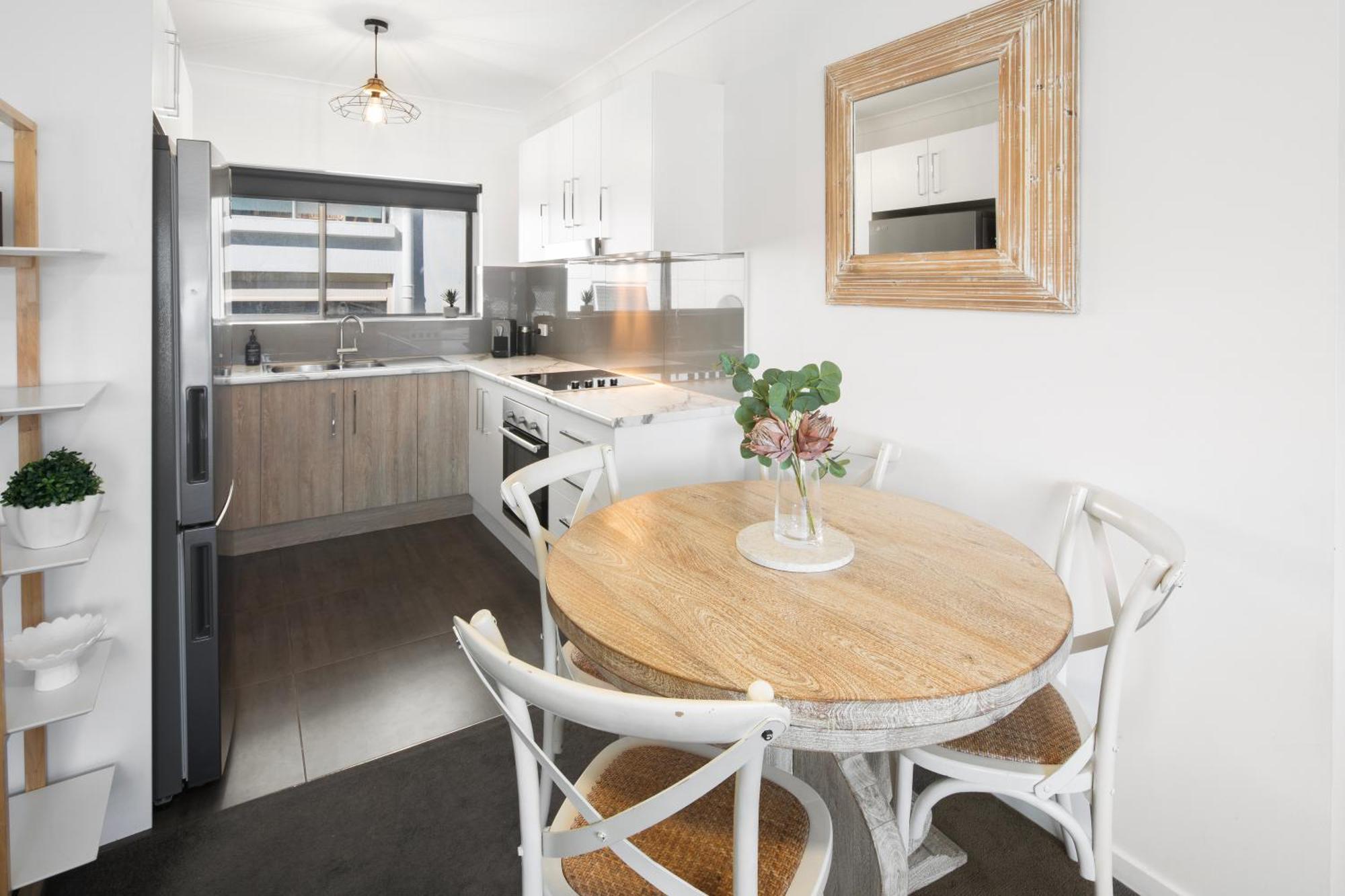 Ocean Echoes Coffs Harbour- Short Walk To The Beach, Cafes And Clubs! Holiday home *