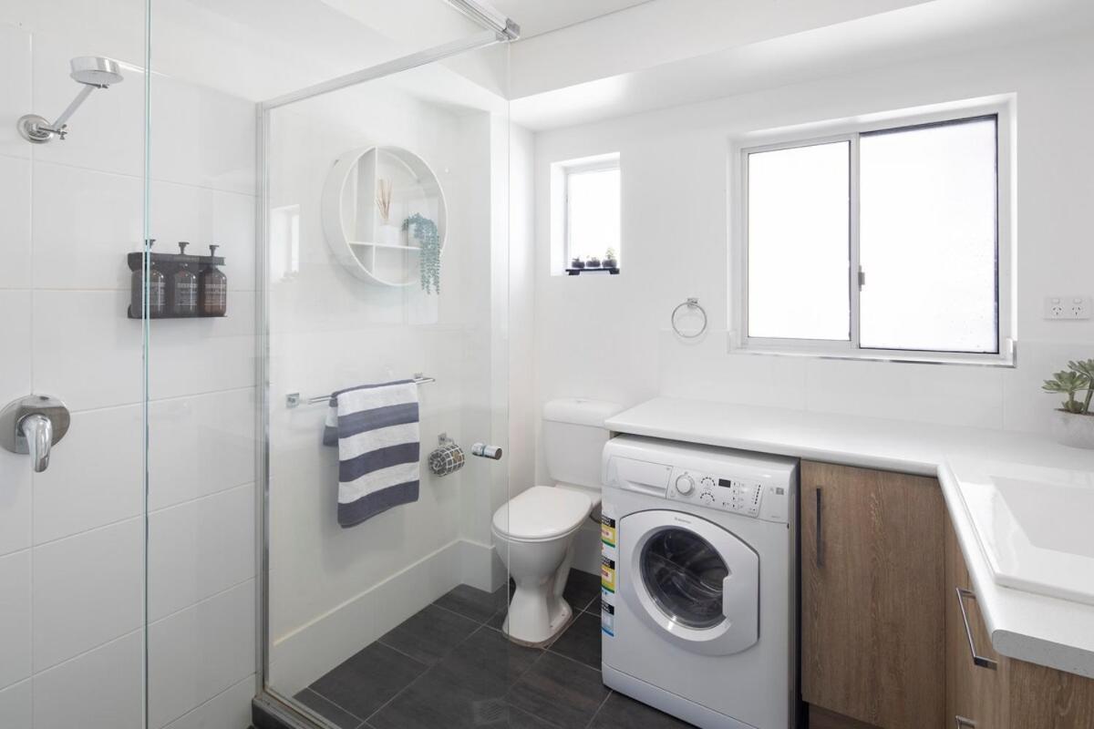 Holiday home Ocean Echoes Coffs Harbour- Short Walk To The Beach, Cafes And Clubs! Coffs Harbour