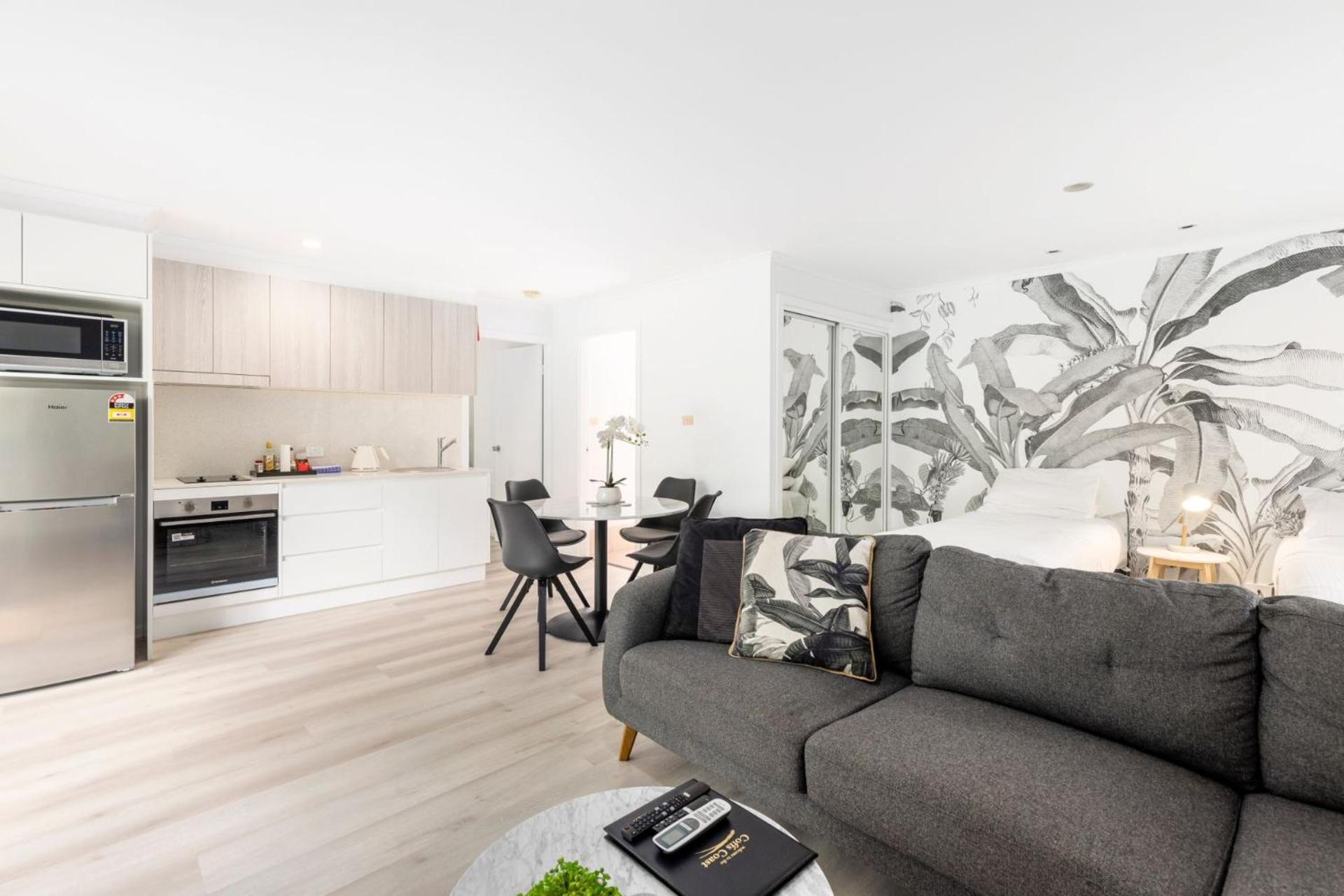 Tropical Bure 19 Coffs Harbour