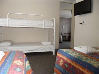 Hawaiian Sands Motor Hotel Coffs Harbour