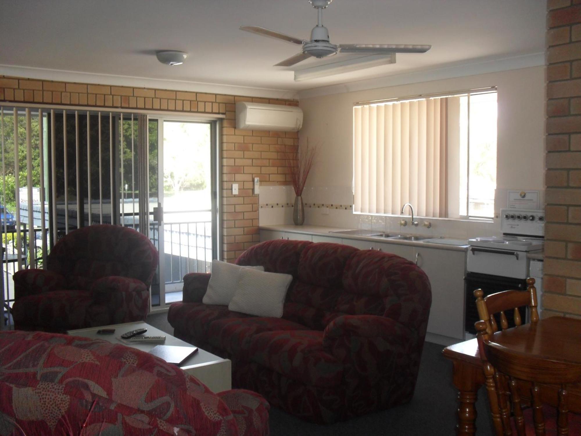 Beachlander Self-contained Aparthotel 3*