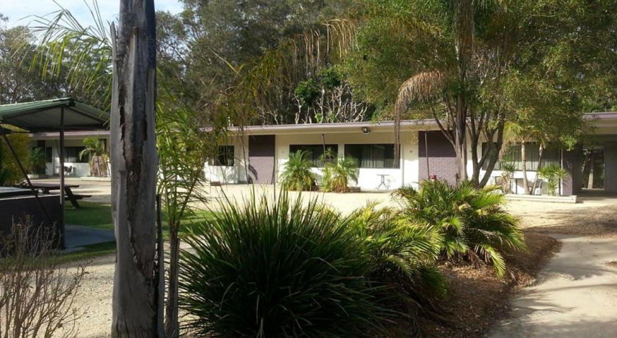 Motel Coffs Coast Motor & 3*