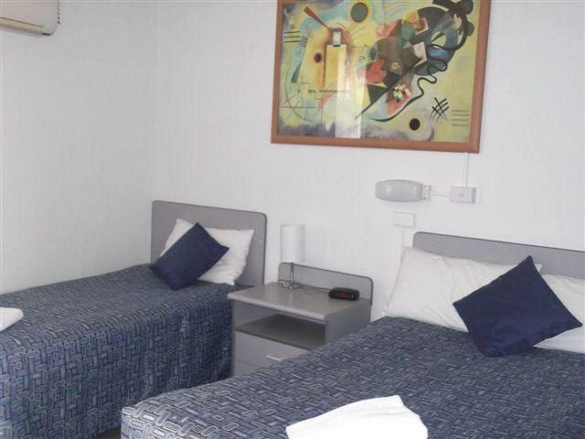 Motel Bentleigh Motor - Under New Management Coffs Harbour