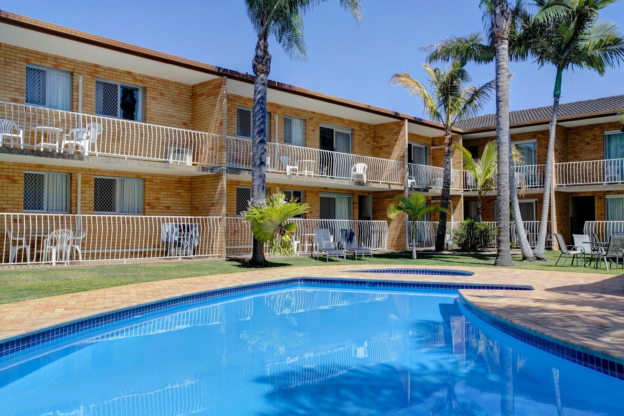 Aparthotel Beachpark 4*