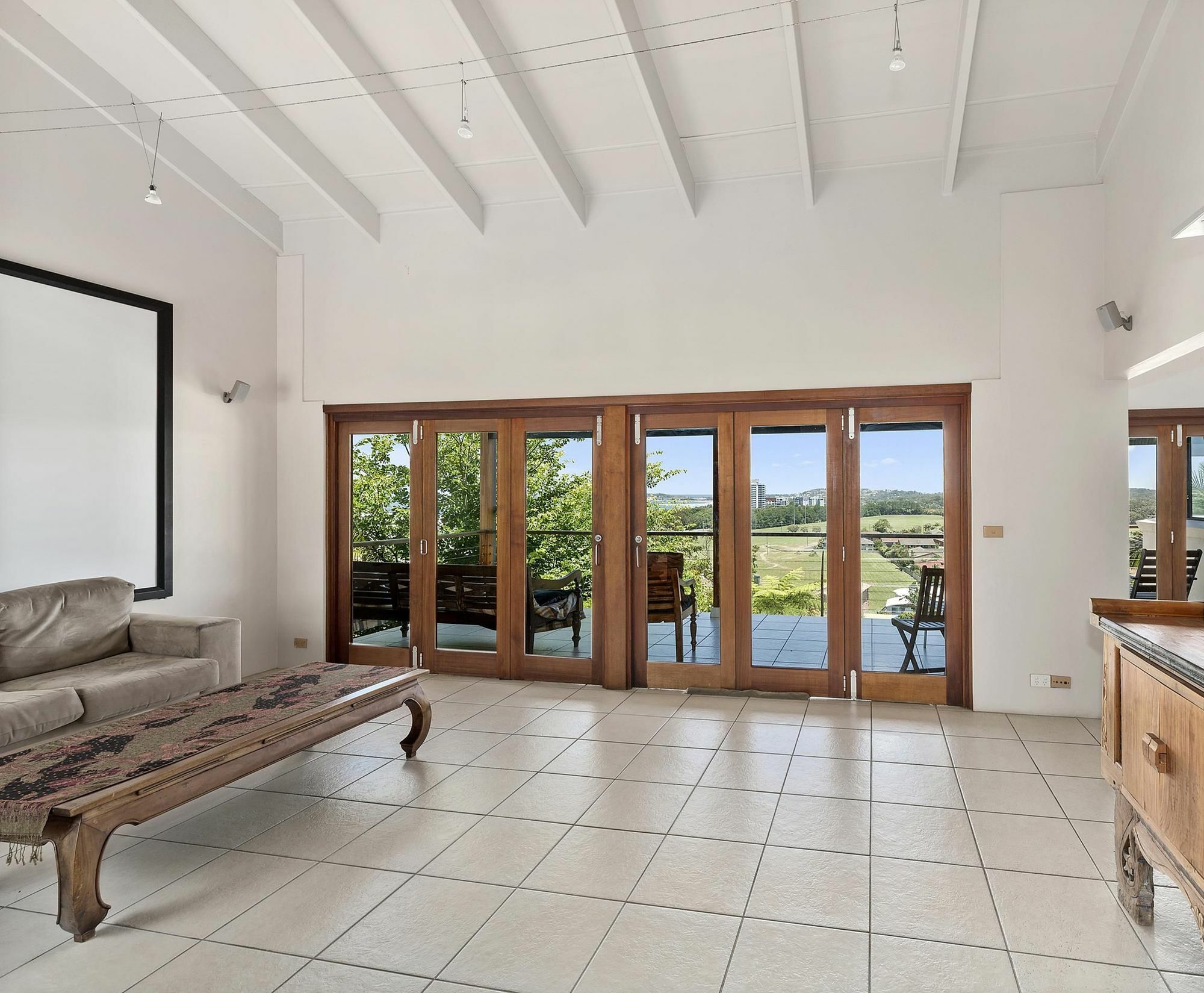 Mcauleys Beach House