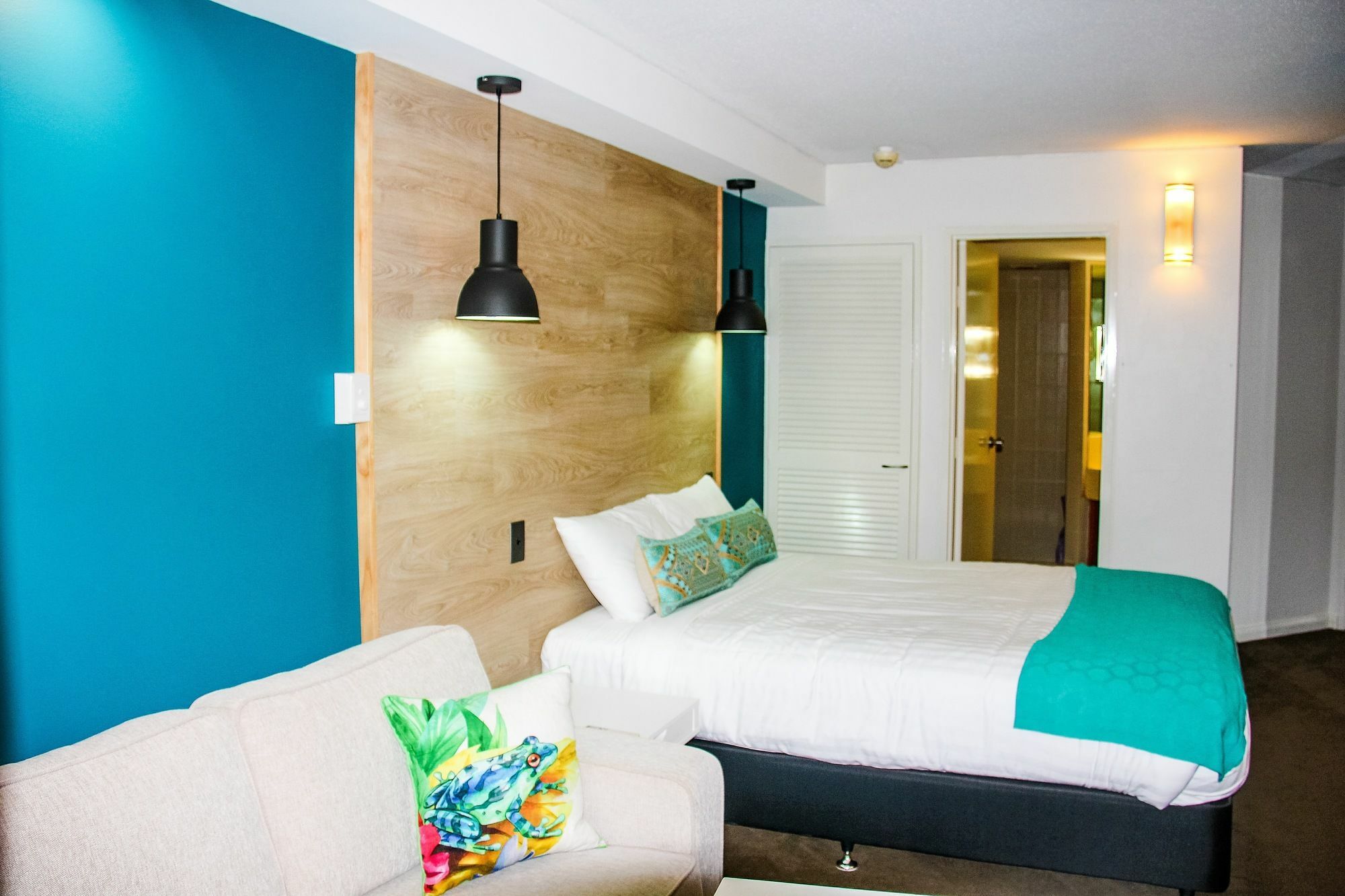 Hotel Pacific Bay Terraces 4*
