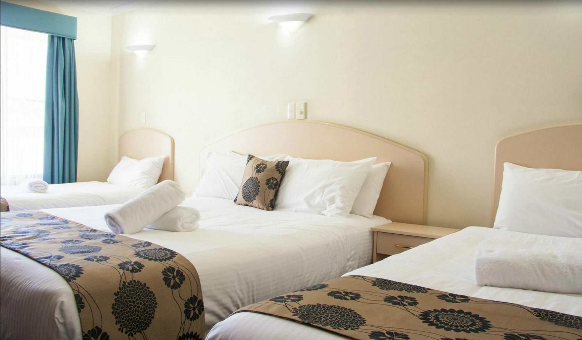 Coffs Windmill 3*